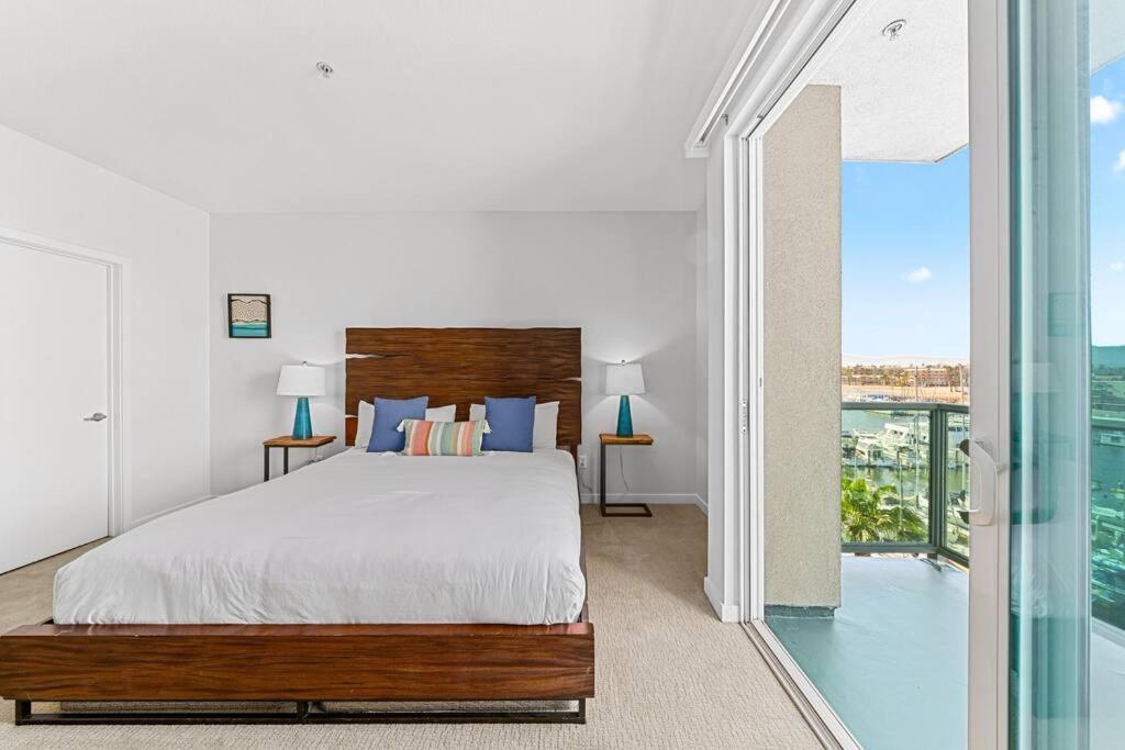 Emerald Gem 2bedroom 2bath With Full Marina View Los Ángeles